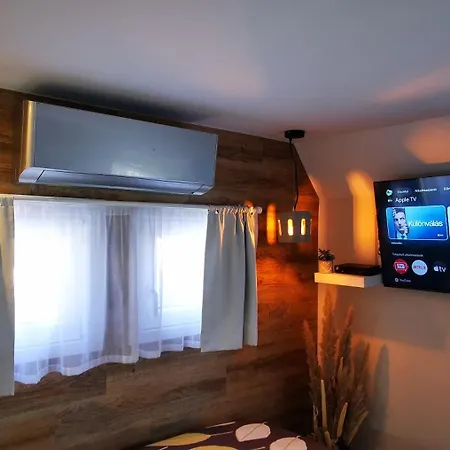 Lägenhet Kis Fakucko, Balatonhoz Koezel *