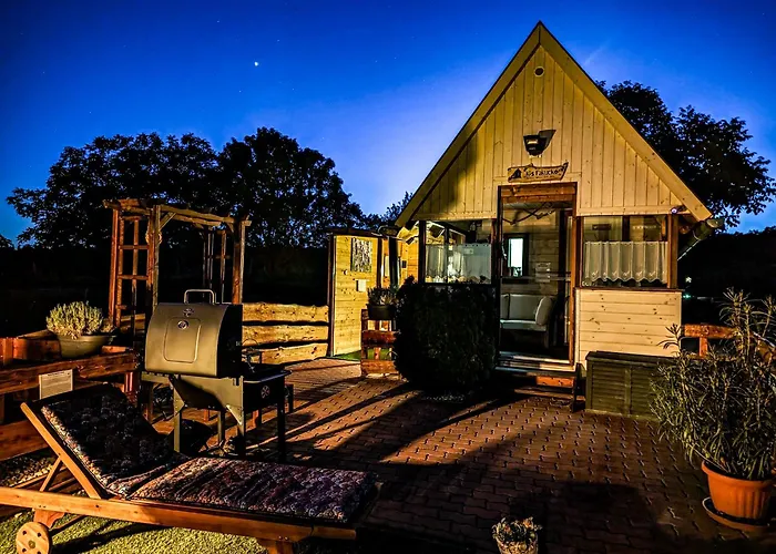 Kis Fakucko, Balatonhoz Koezel דירה *