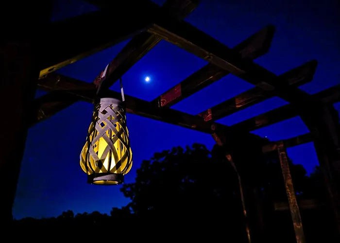 Kis Fakucko, Balatonhoz Koezel דירה Soly