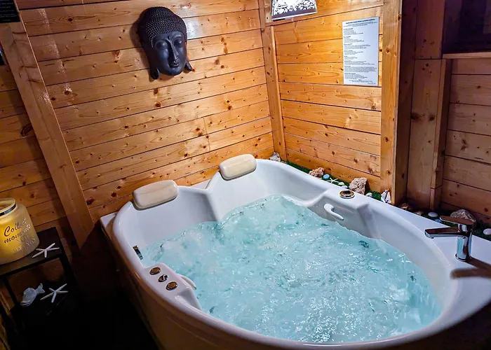 Kis Fakucko, Balatonhoz Koezel Soly