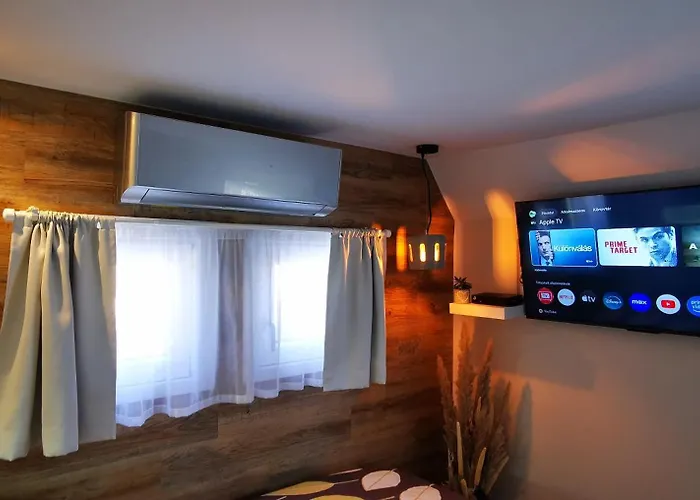 דירה Kis Fakucko, Balatonhoz Koezel *